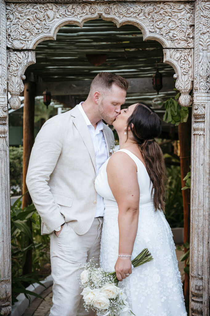 Live Aqua Wedding Couple Hidden Garden Kiss