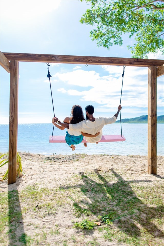 Couple on swing in Antigua